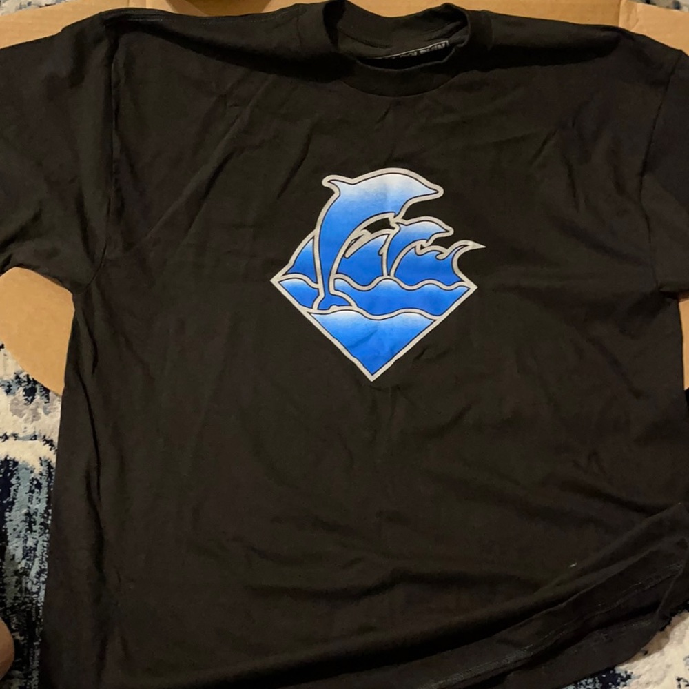 Black tshirt blue dolphin